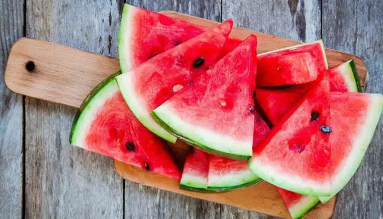 البطيخ في المنام للمتزوجه