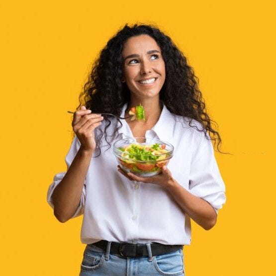 الاكل في منام العزباء