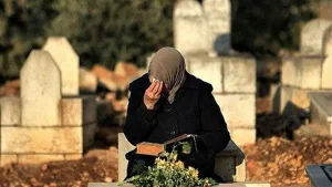 البكاء على قبر الميت في المنام