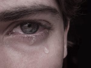 البكاء والقهر في المنام