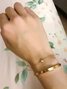 الحلم بالاساور الذهب