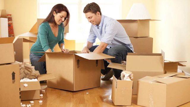 الحلم بالانتقال لبيت جديد
